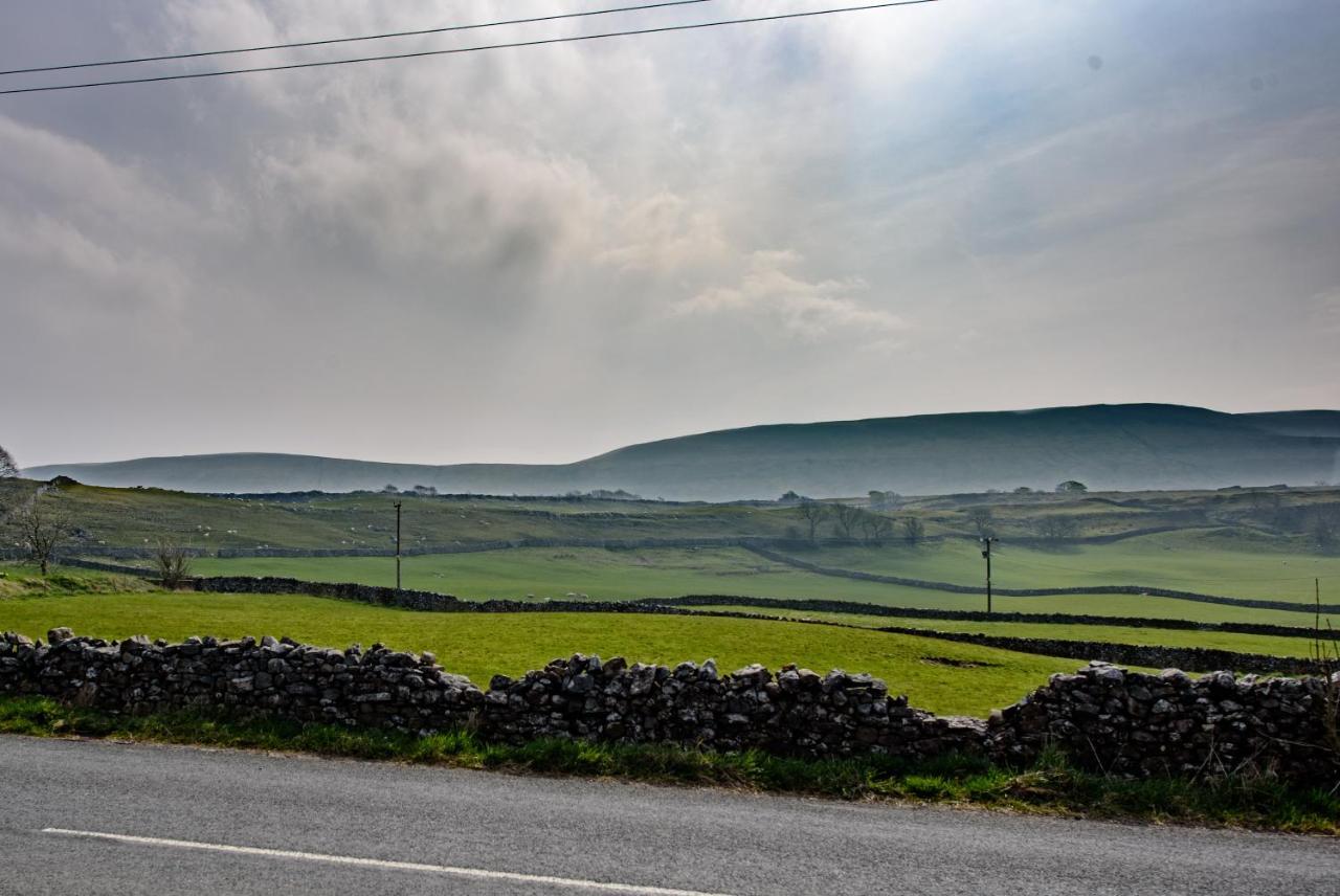 Old School House - Yorkshire Three Peaks Challenge Weathercote Ngoại thất bức ảnh